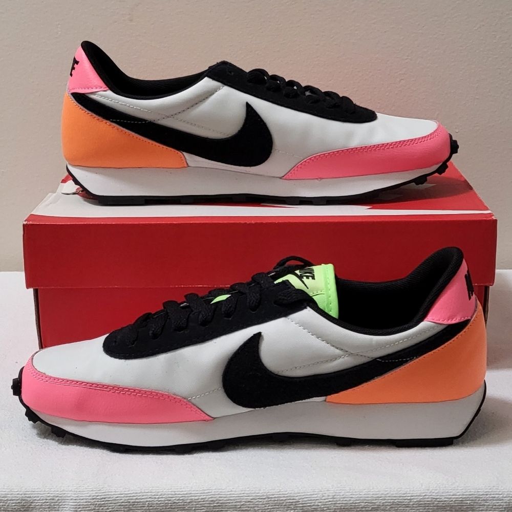 Nike Daybreak Summit White Sunset Pulse DJ5996-100 Women's 8.5